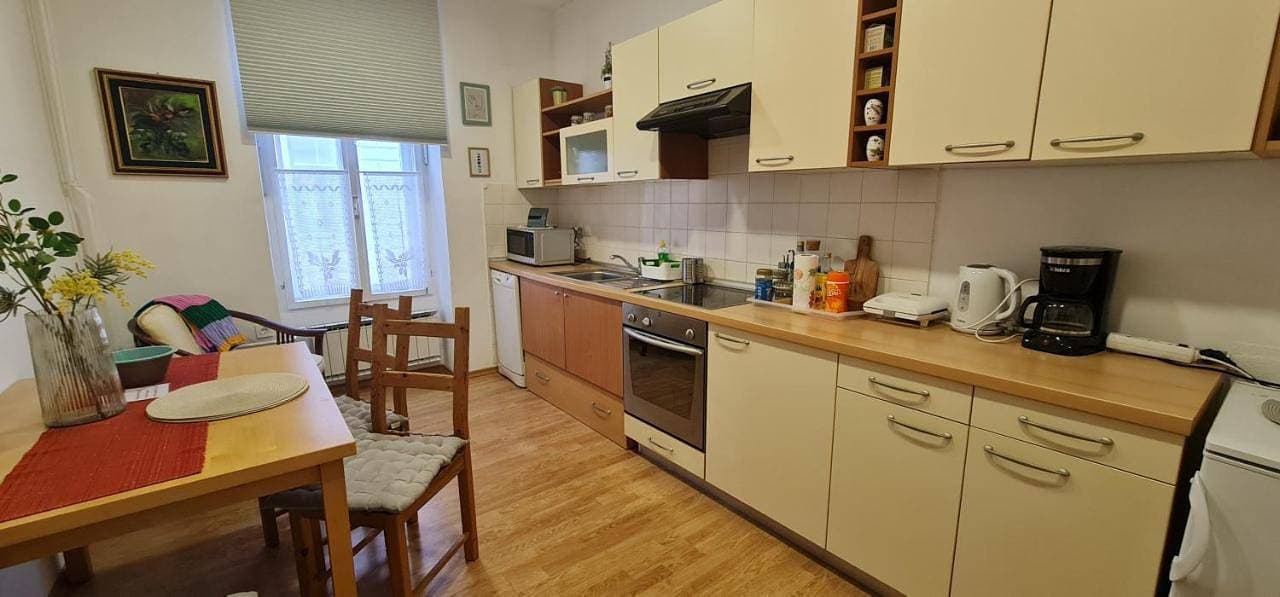 Foto 5 von 16: One-Bedroom Apartment