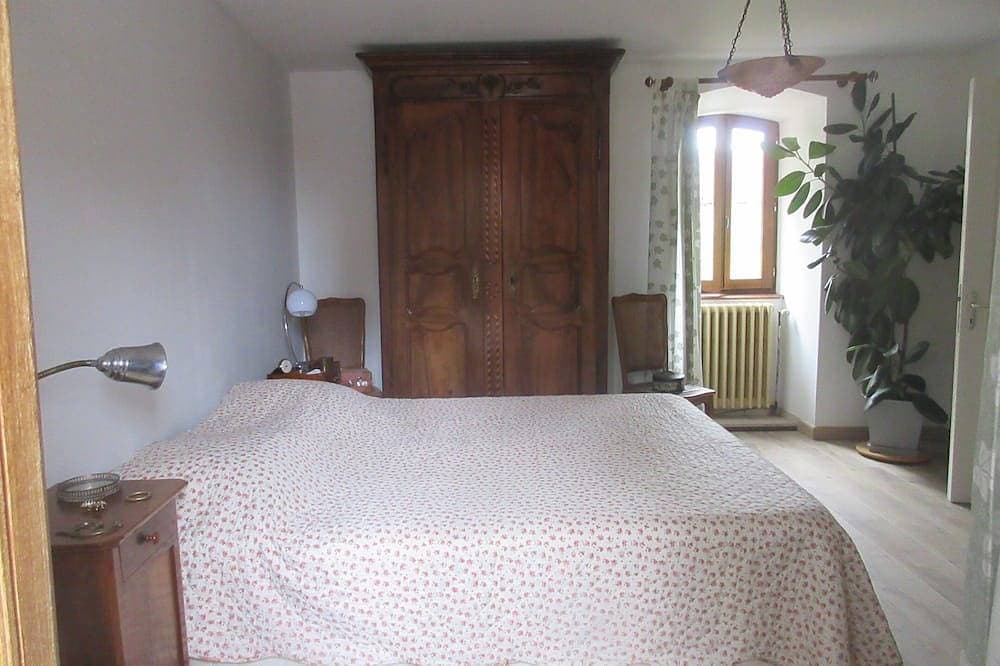 Foto 2 von 13: Gîte Dans Maison en Pierre, Avec Piscine, à la Campagne, Proche Villefranche