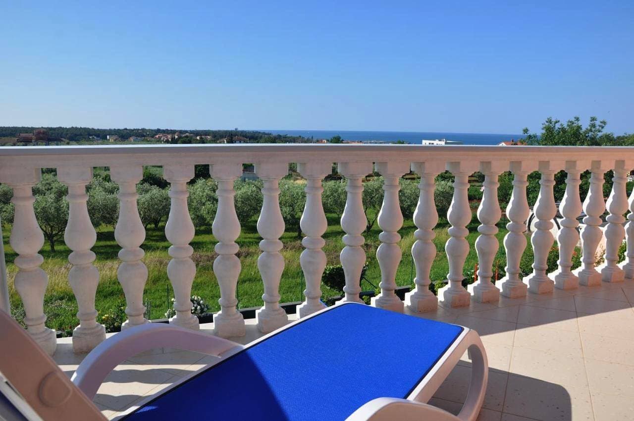 Apartments Rosa 1