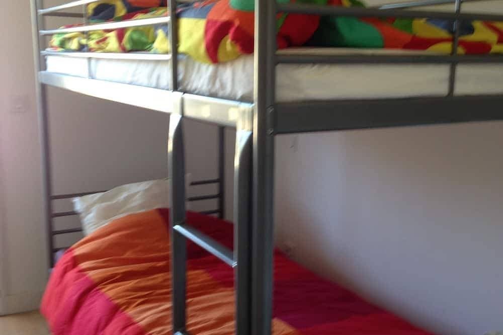Foto 3 von 30: Neue Luxuswohnung mit Meerblick, Pool, Garage und Stränden 200m