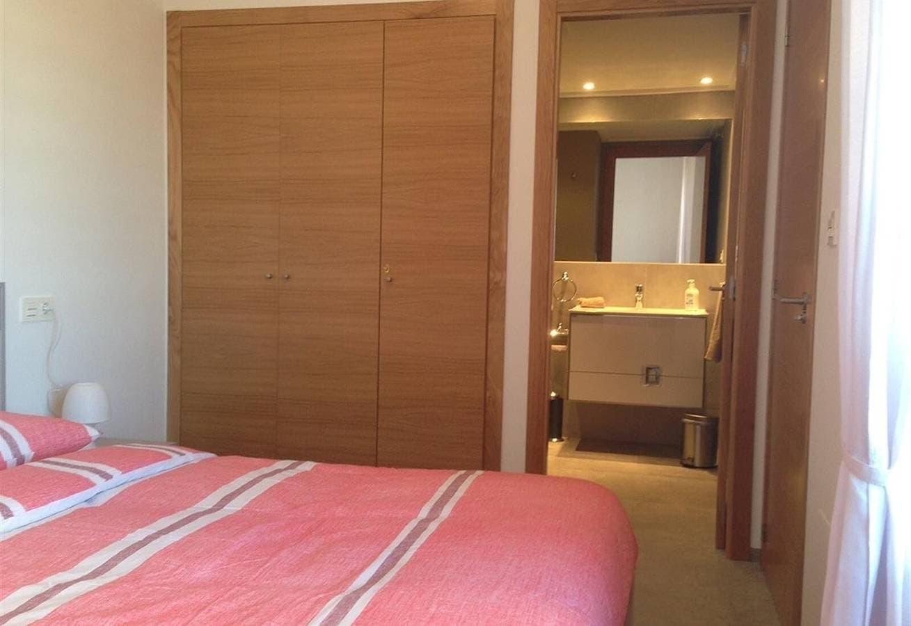 Foto 9 von 29: "Fantastic apartment" mit Pool, Whirlpool, WLAN, Klimaanlage, Balkon und Terrasse