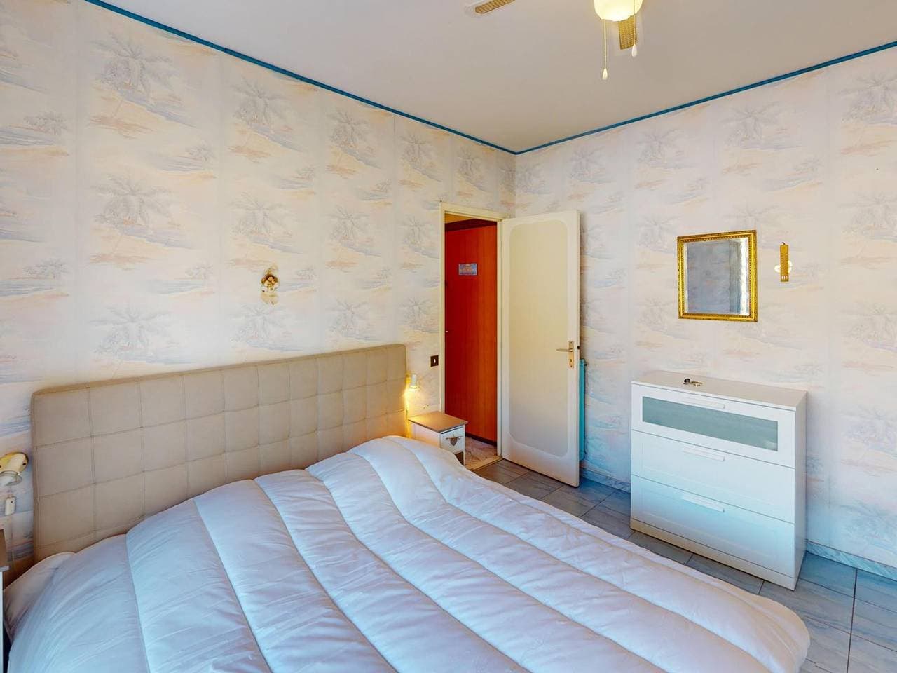 Foto 7 von 12: Angenehmes 2Z letzte Etage mit großer Terrasse und Privatparkplatz
