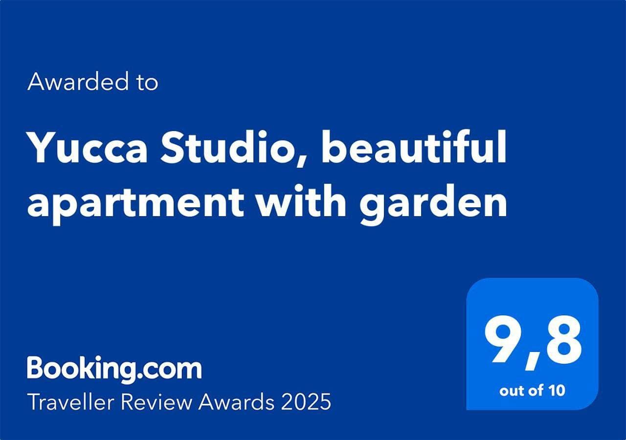 Foto 8 von 18: Studio with Garden View