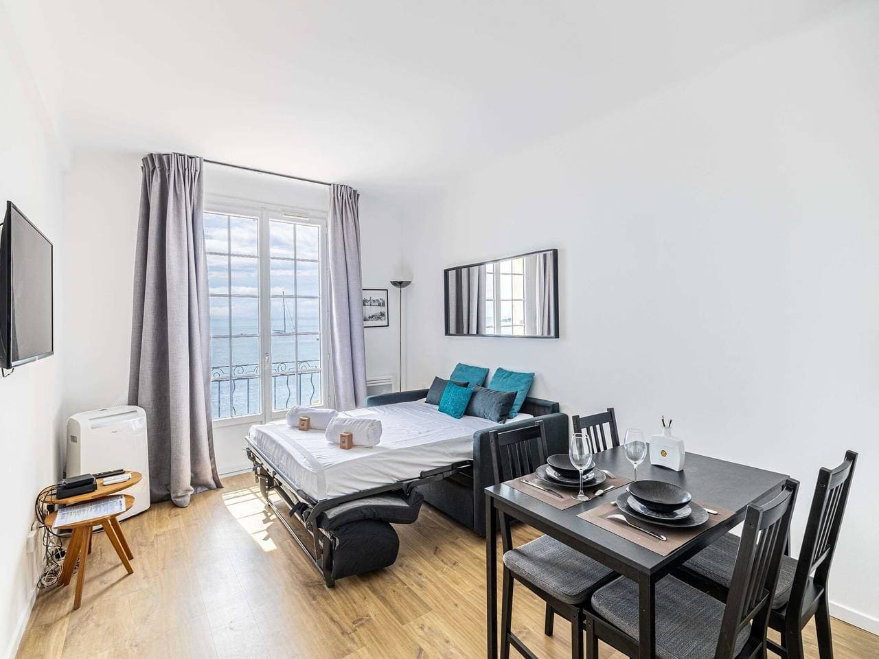 Foto 8 von 10: Charmantes Appt - 1Bd/4P - Meerblick - Antibes Zentrum