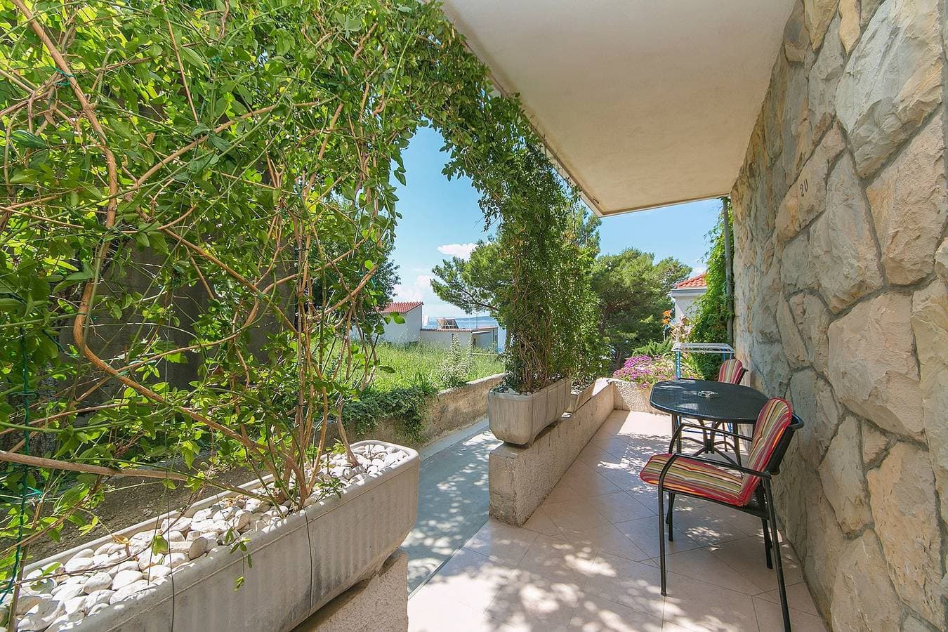 Studio Appartement mit Terrasse Brela, Makarska As-20778-a 1