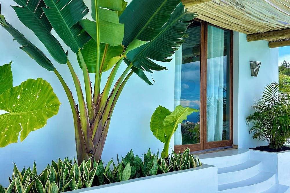 Foto 10 von 30: Boho Villa in Firgas | Pool, Nature, BBQ, and Ocean Views