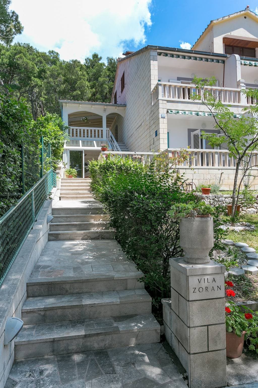 Foto 12 von 30: 1-Zimmer-Ferienwohnung mit Balkon und Meerblick Brela, Makarska A-18356-a