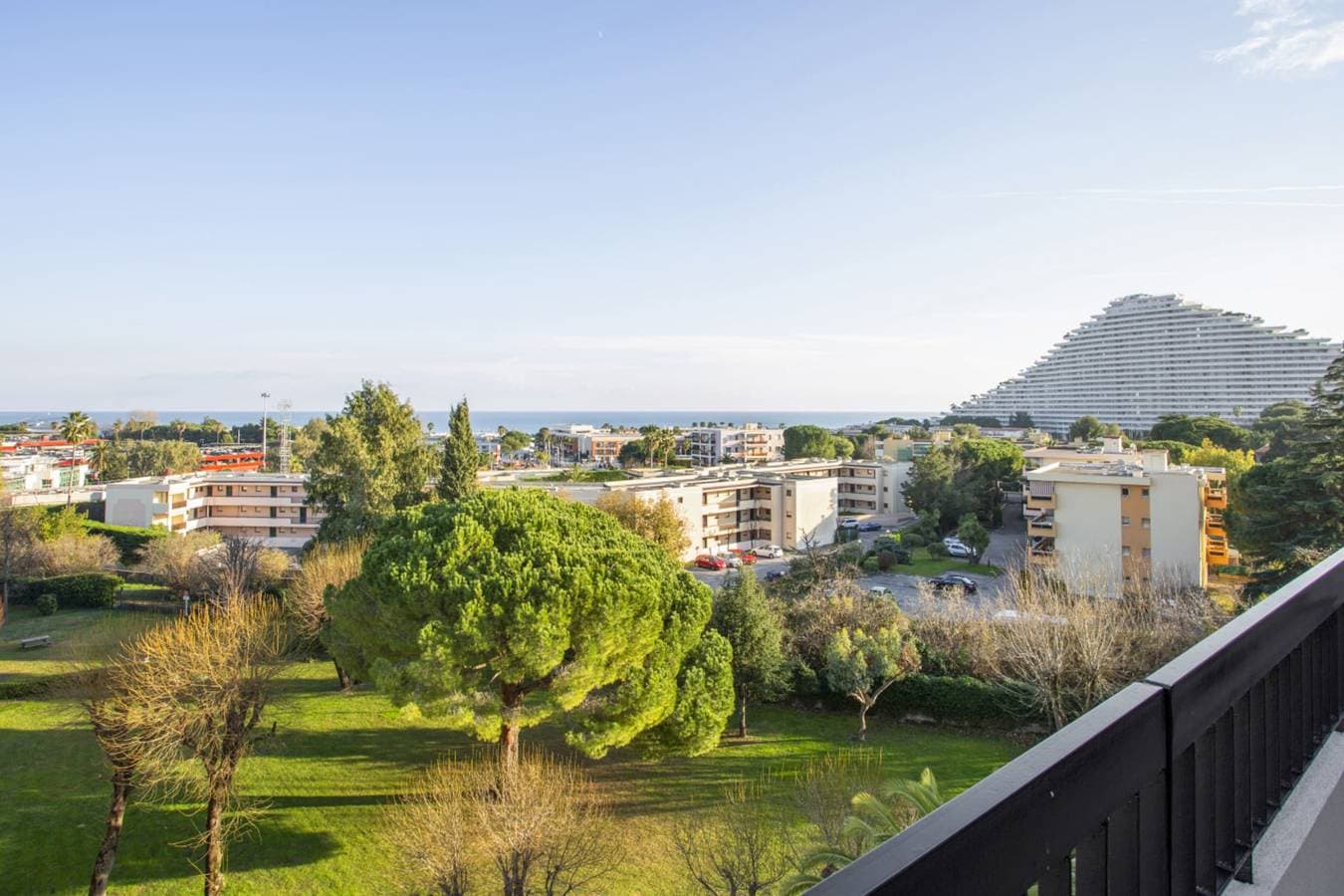 Wohnung mit Parking, Terrasse & Aussicht in Villeneuve-Loubet - Welkeys 1