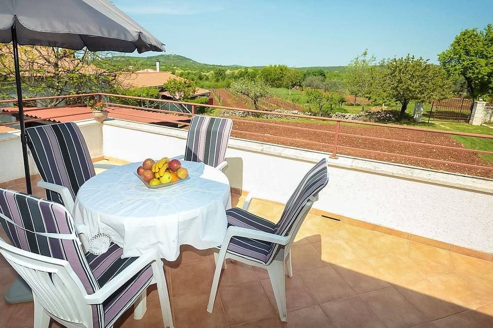Herrliche Wohnung für 3 Personen mit  W-Lan, Klimaanlage, TV und Terrasse 1