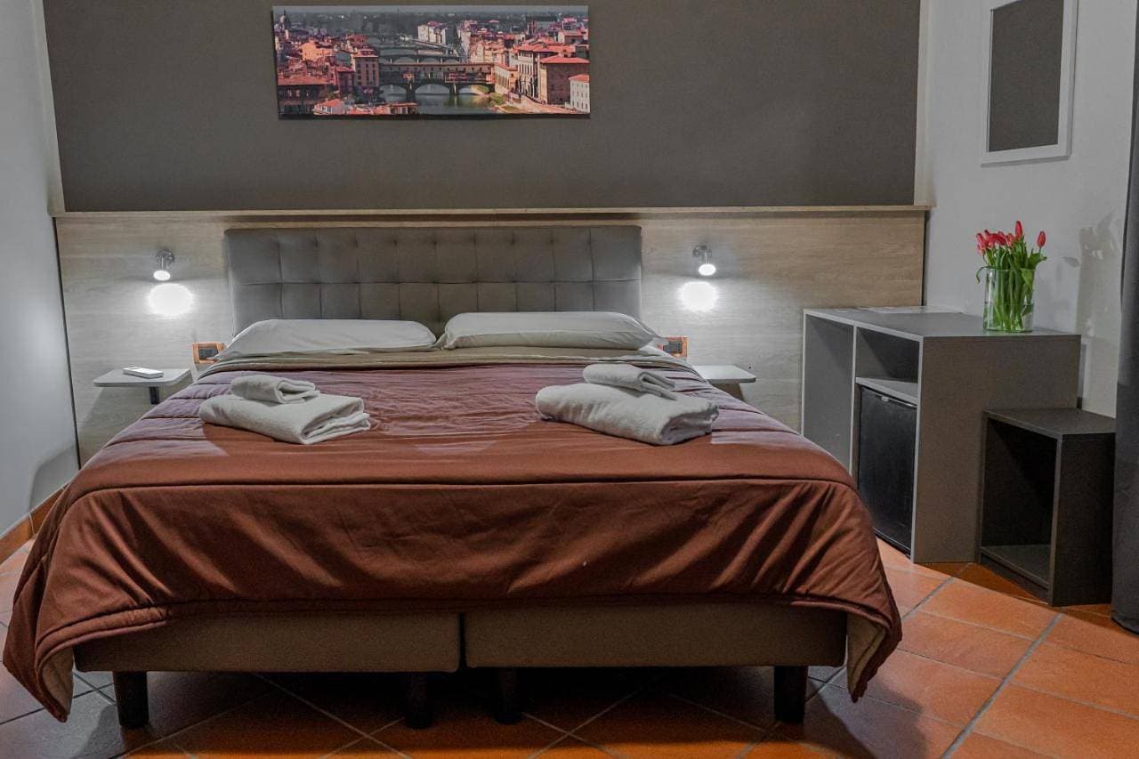 La Rosa Di Firenze B&B 1