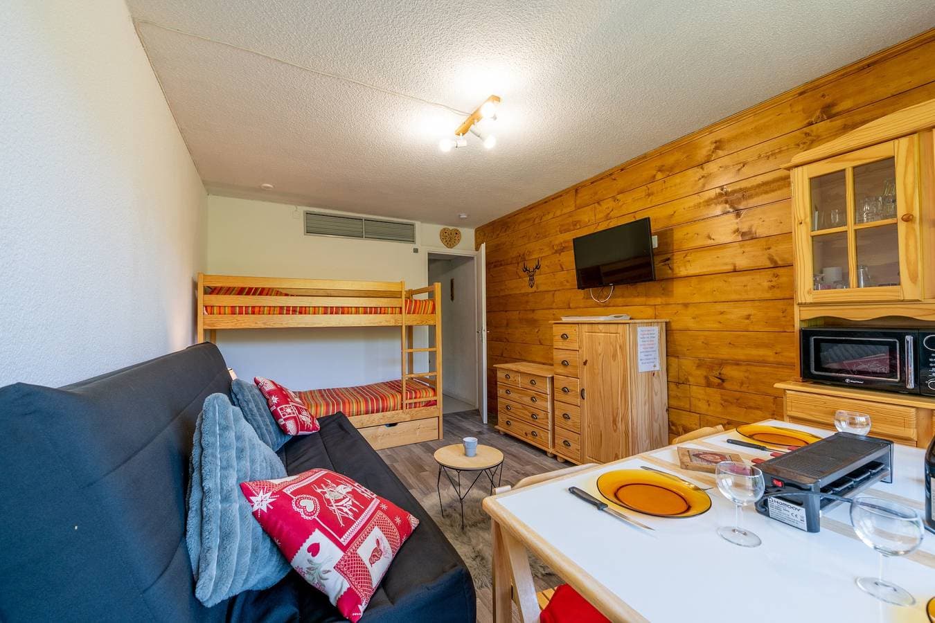 Foto 3 von 12: Ferienwohnung für 4 Personen mit Balkon