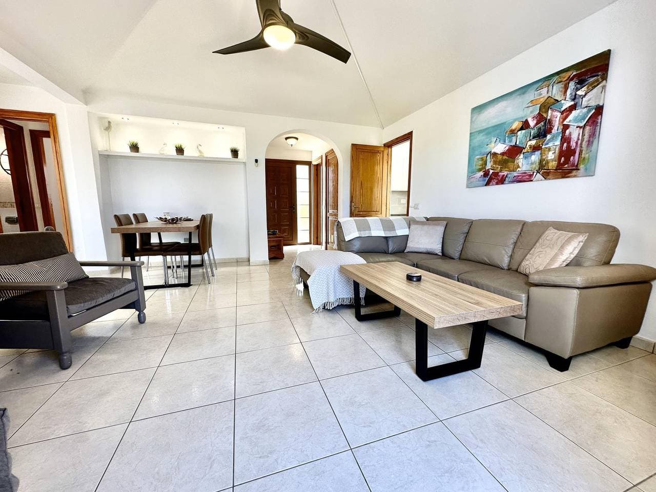 Foto 2 von 43: Villa für 5 Personen mit Terrasse
