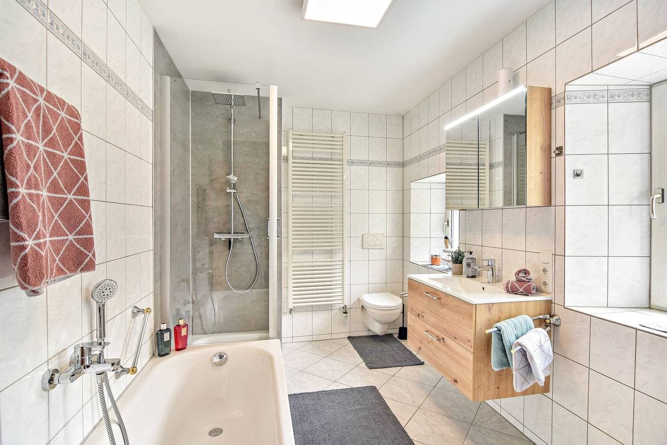 Foto 12 von 21: Ferienhaus 'Kleines Stadthaus-Komfort' mit Sauna