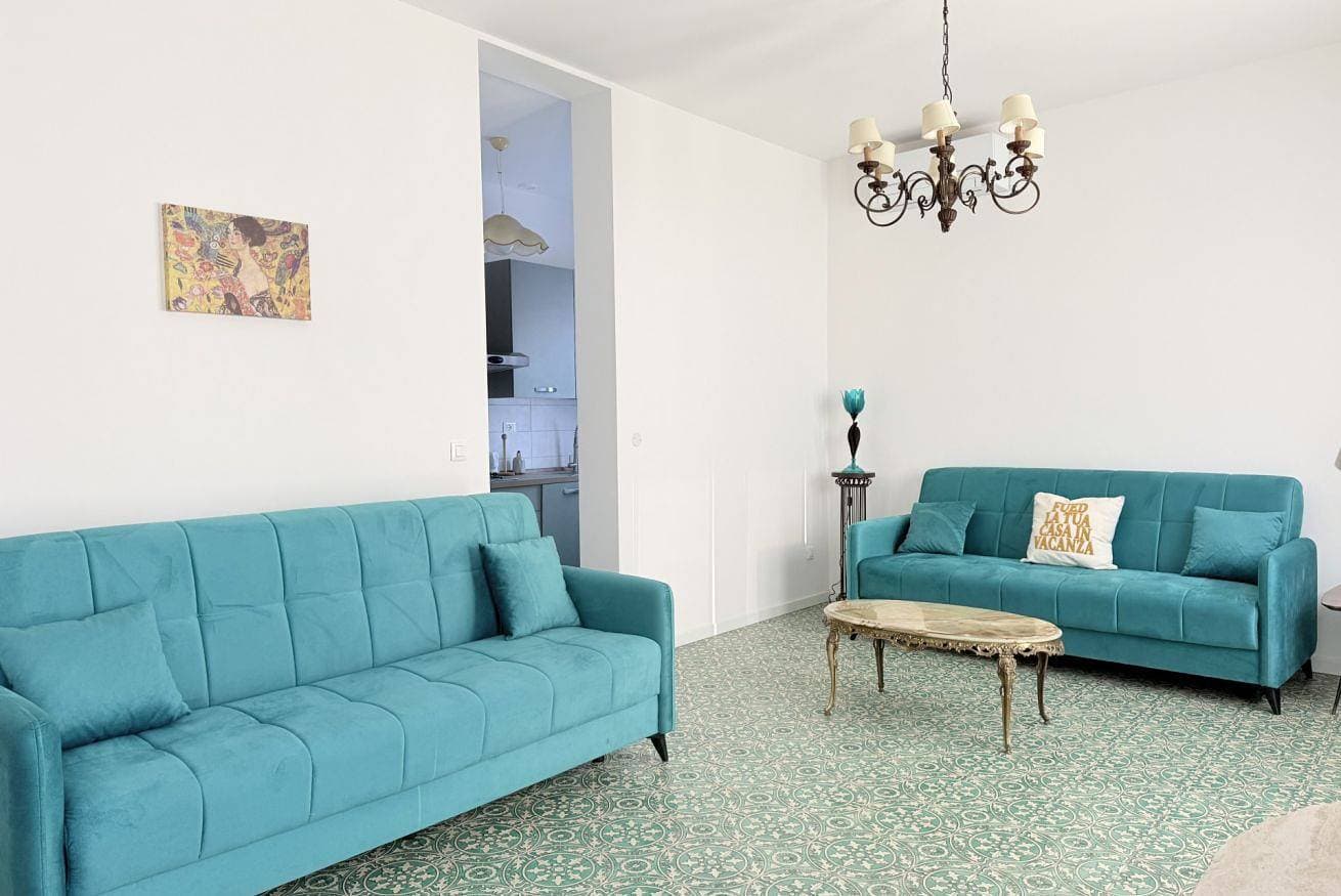 Foto 2 von 27: Ferienwohnung für 7 Personen mit Balkon/Terrasse