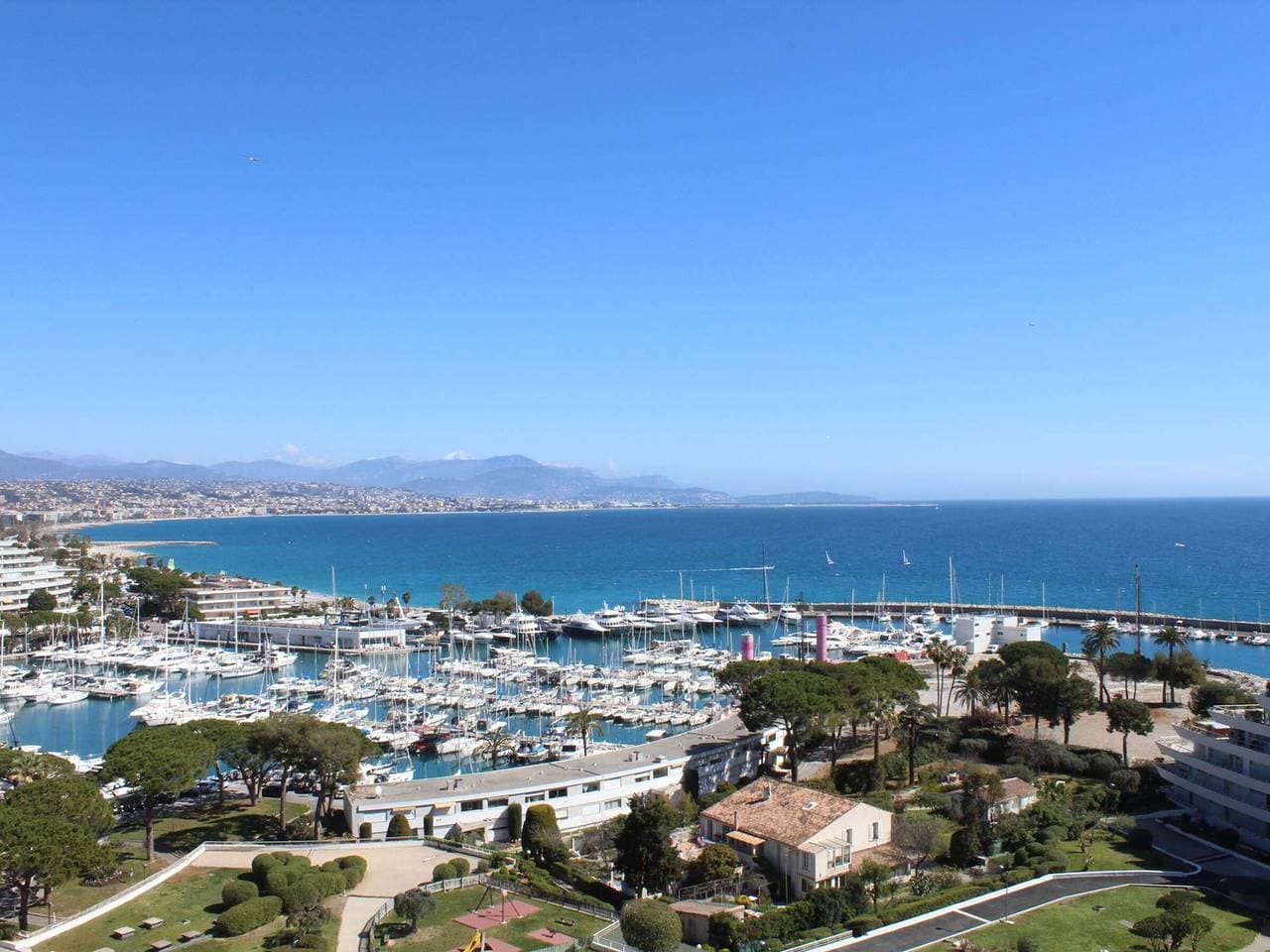 Foto 4 von 13: Zeitgemäße 2-Zimmer-Wohnung – Strand von Villeneuve-Loubet