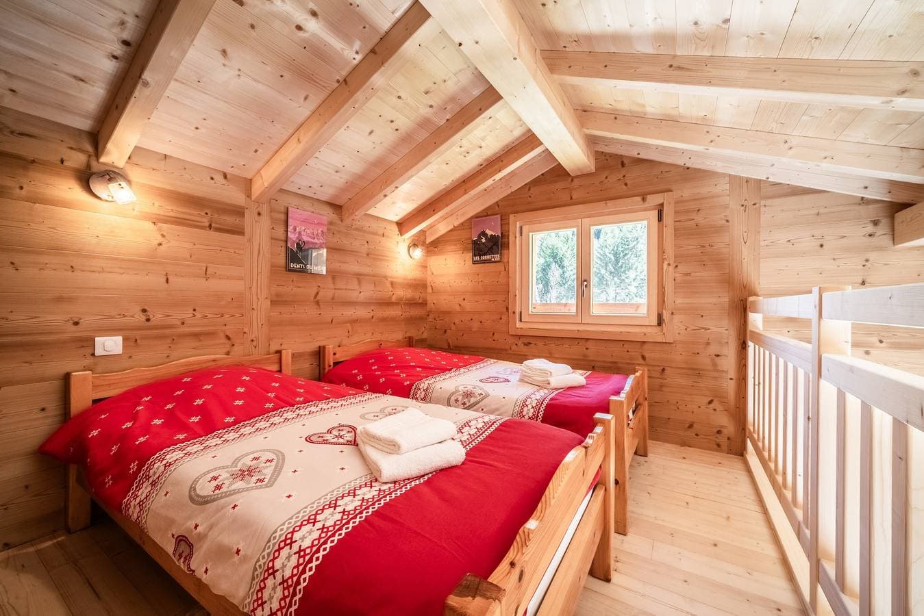 Foto 13 von 23: Chalet 'Léonie' mit Bergblick, Gemeinschaftsterrasse und Wi-Fi