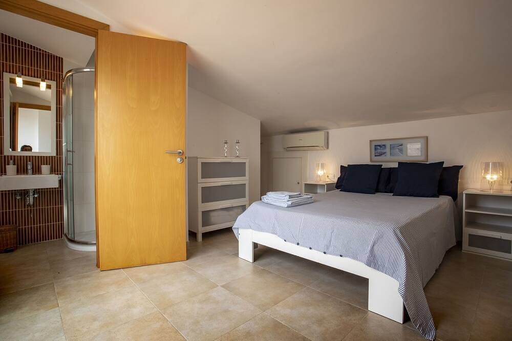 Foto 7 von 27: Duplex apartment 50 meters from the beach