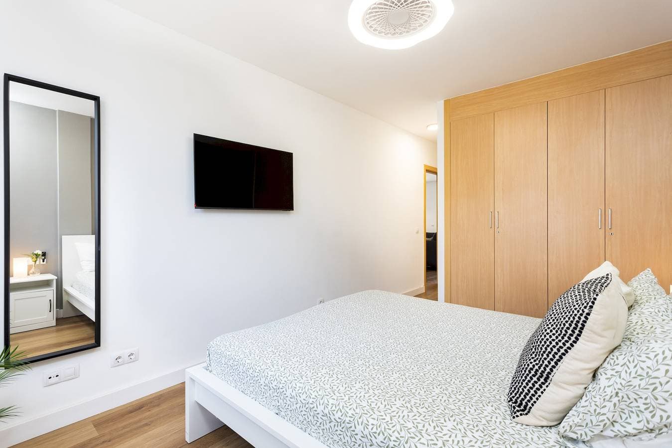 Foto 13 von 37: Ferienwohnung für 4 Personen mit Terrasse
