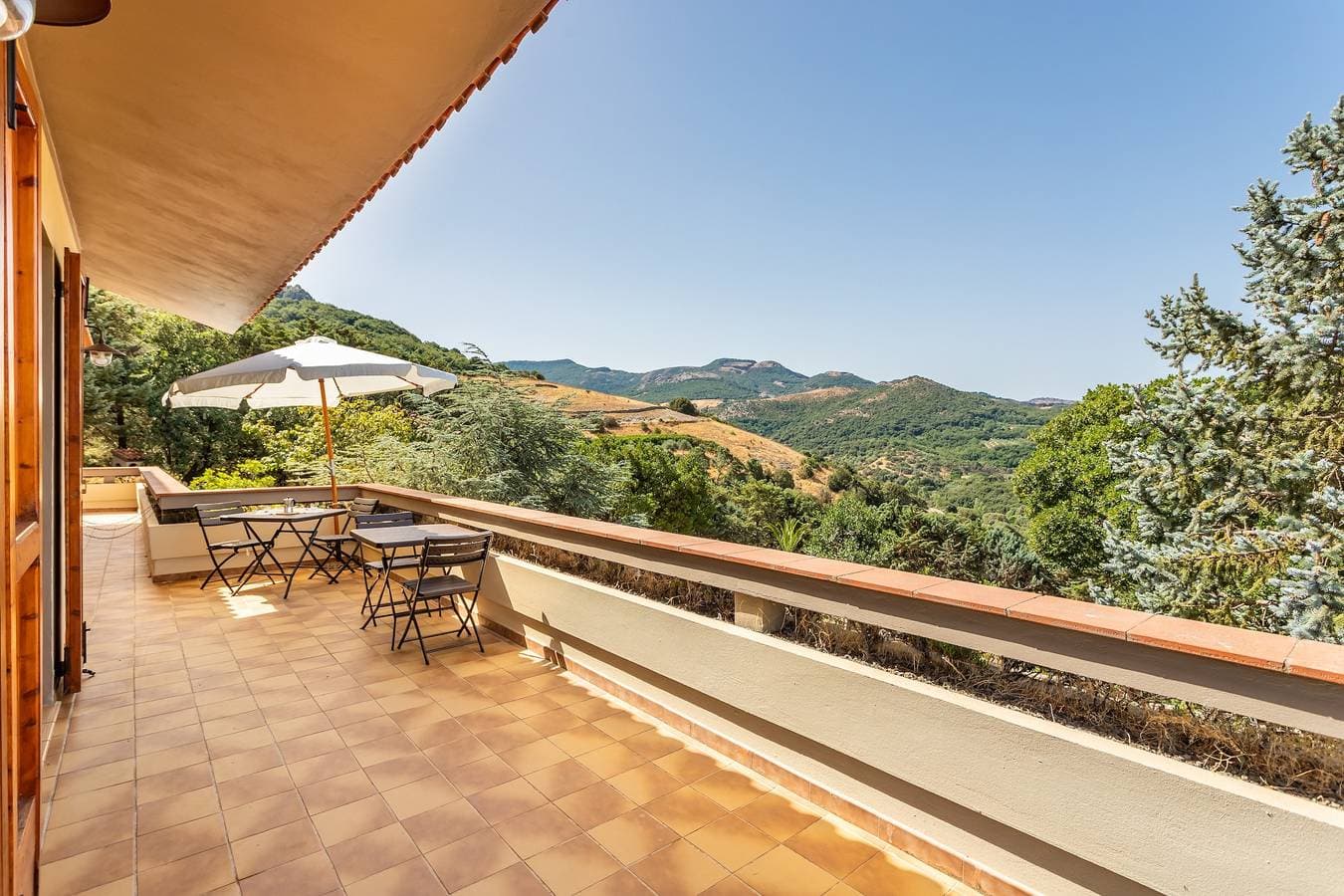 Foto 11 von 37: Ferienhaus 'Meravigliosa In Collina' mit Bergblick, Wi-Fi und Klimaanlage