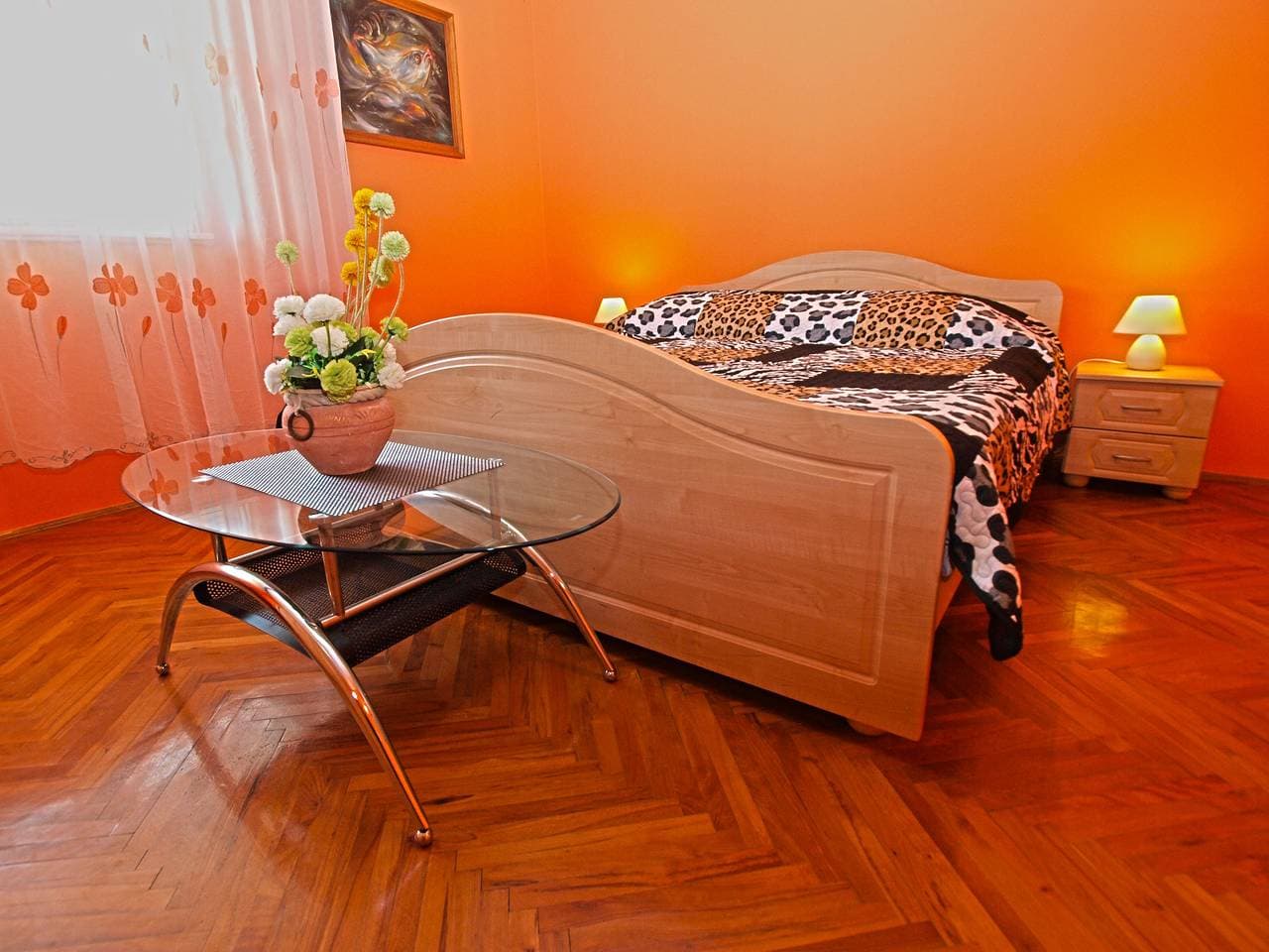 Foto 10 von 22: Ferienwohnung für 4 Personen mit Terrasse