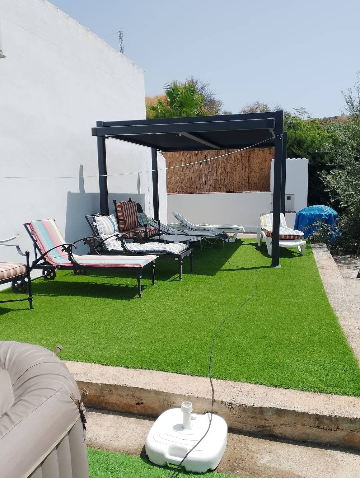 Foto 5 von 24: 'Casa Rural Cuesta Málaga' mit Bergblick, privatem Pool und Klimaanlage