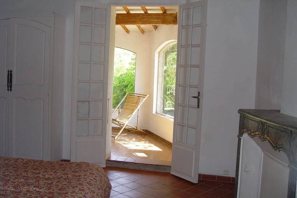 Foto 3 von 30: Familienwohnung, 2-8 Personen, In Der Provence Mas 16. Jahrhundert, Pool, Garten, Parkplatz
