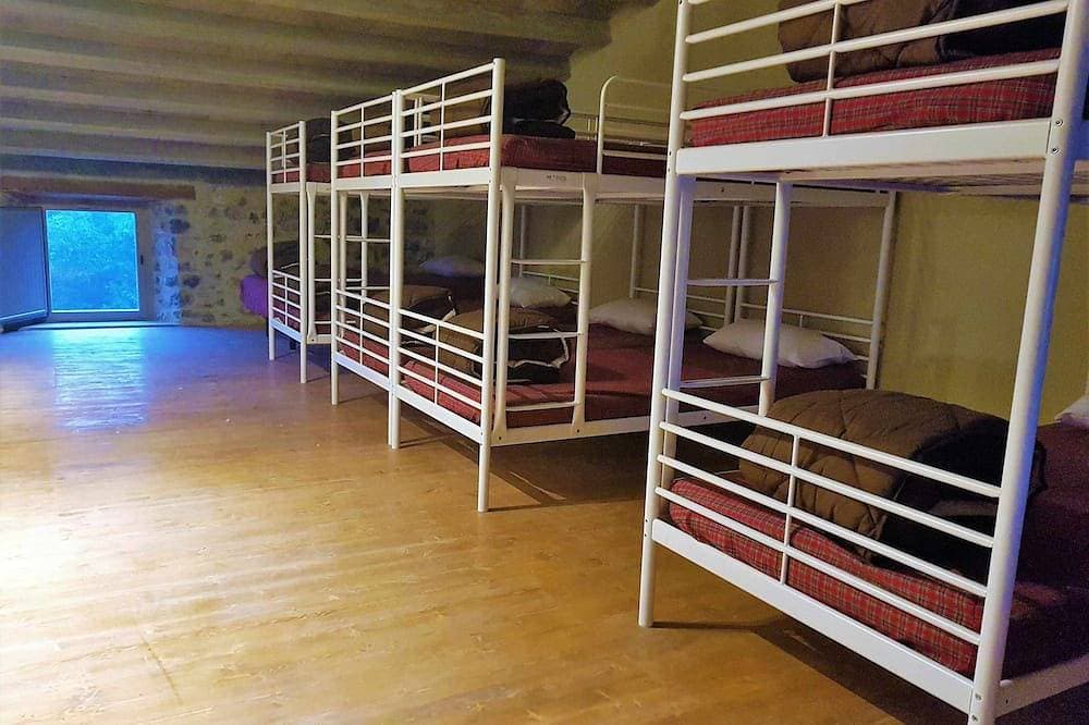 Foto 4 von 30: Das Hotel liegt in einem besonderen Pla D'Inter��s Natural, in der Nähe von Olot