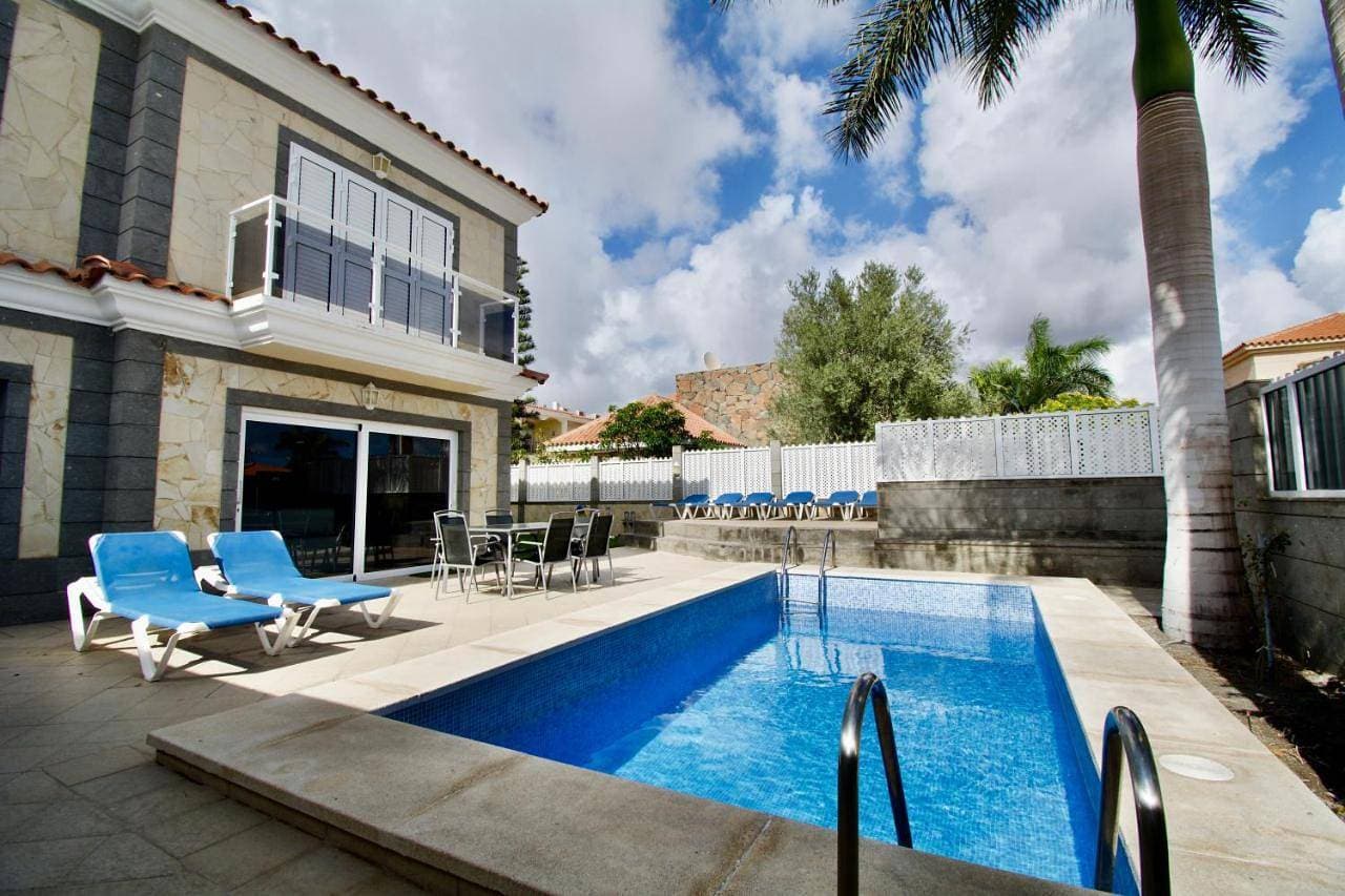 Foto 6 von 68: Villa with Private Pool