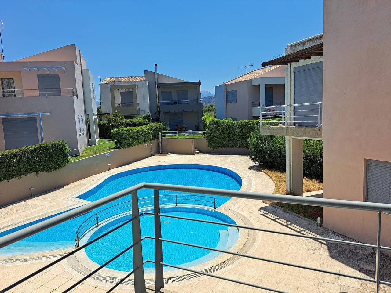 Foto 2 von 19: Ferienhaus mit 100qm gemeinsamen Pool, 80 zum Meer | Mpouka, Peloponnes
