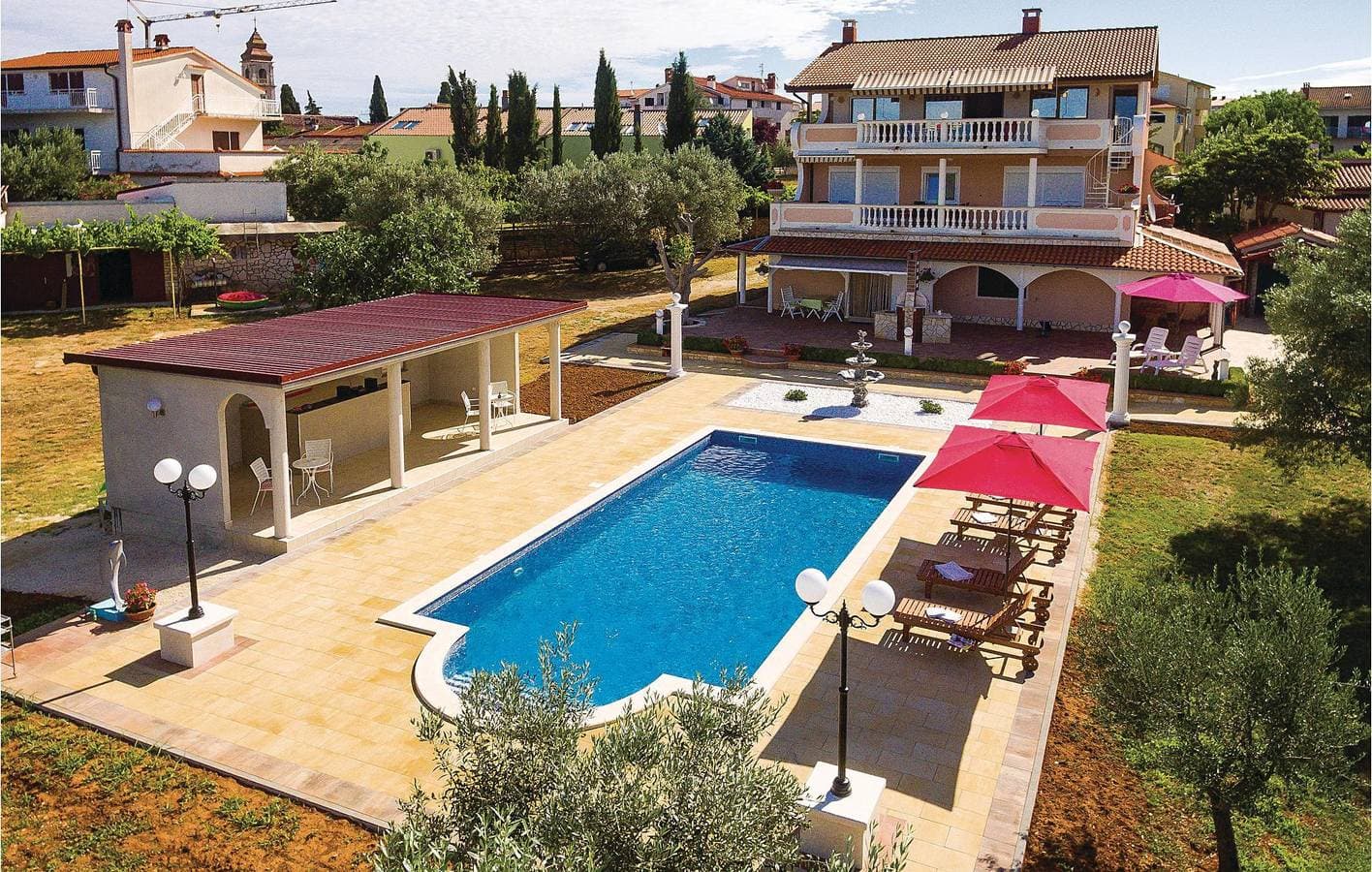 Foto 5 von 37: Reizende Ferienwohnung mit Terrasse und Pool, 1,5 km vom Strand von Fažana entfernt