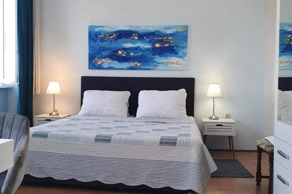 Foto 2 von 30: Rovinj Central Sea View Apartment Casa Bella, direkt am Meer, ideal für längere Aufenthalte!