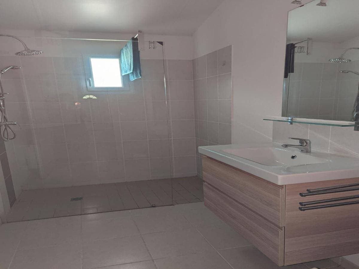 Foto 9 von 38: Three-Bedroom Holiday Home