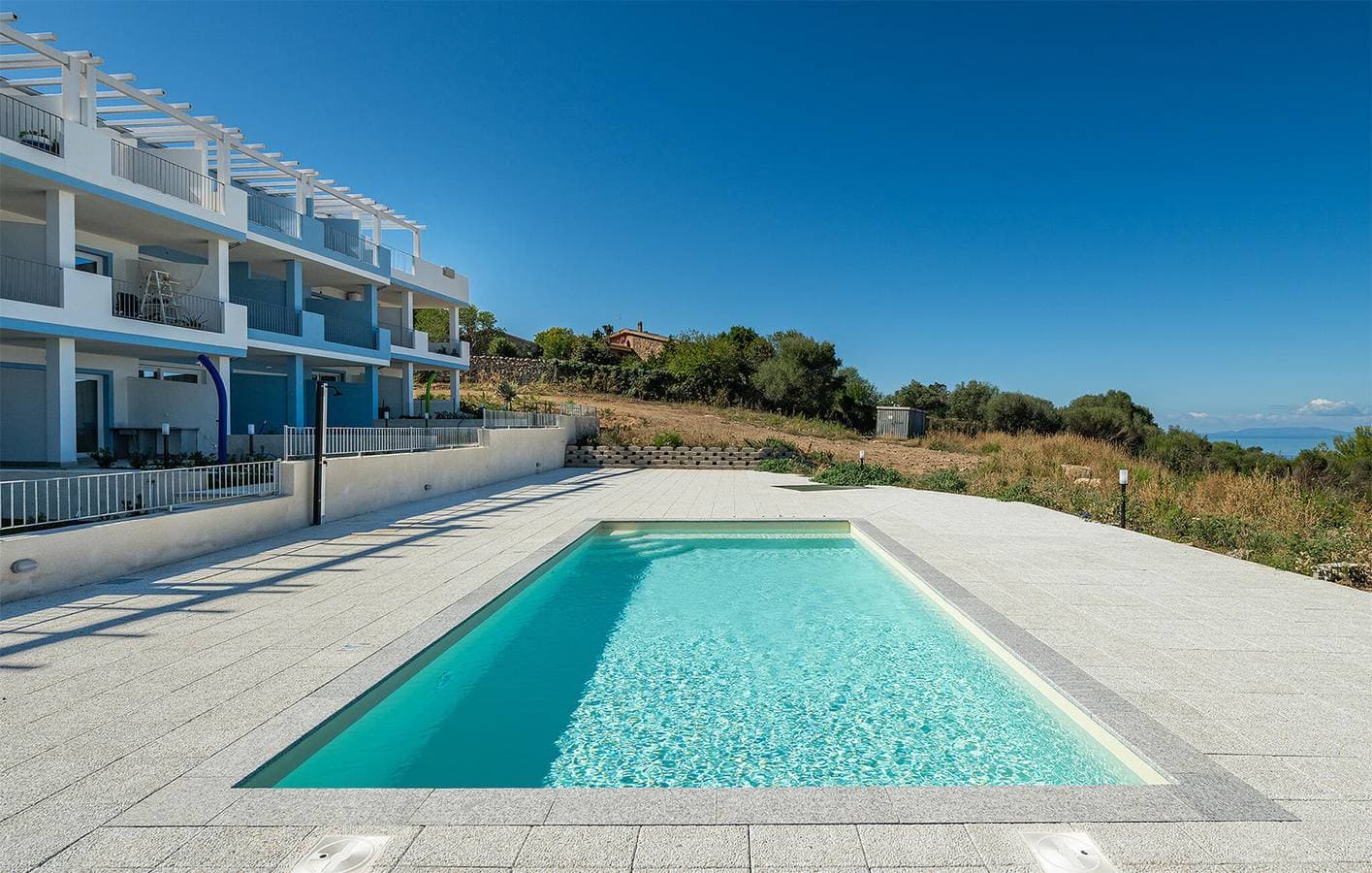 Foto 12 von 22: Apartment mit Meerblick und Pool in der Nähe des Strandes La Marinedda