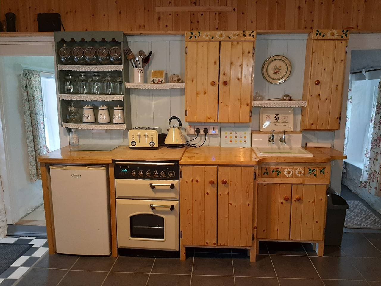 Foto 10 von 42: Cottage für 2 Personen mit Terrasse