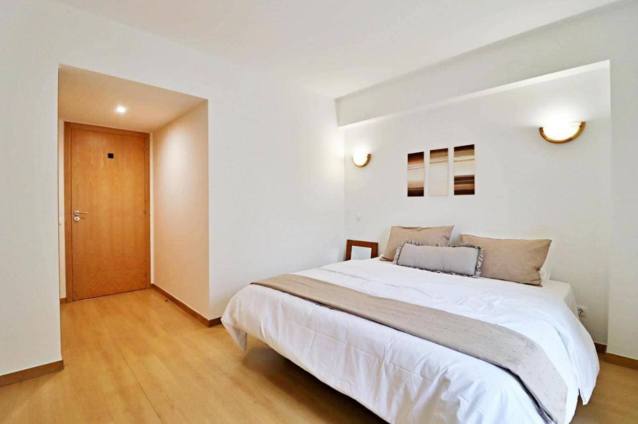 Foto 5 von 14: Two-Bedroom Apartment