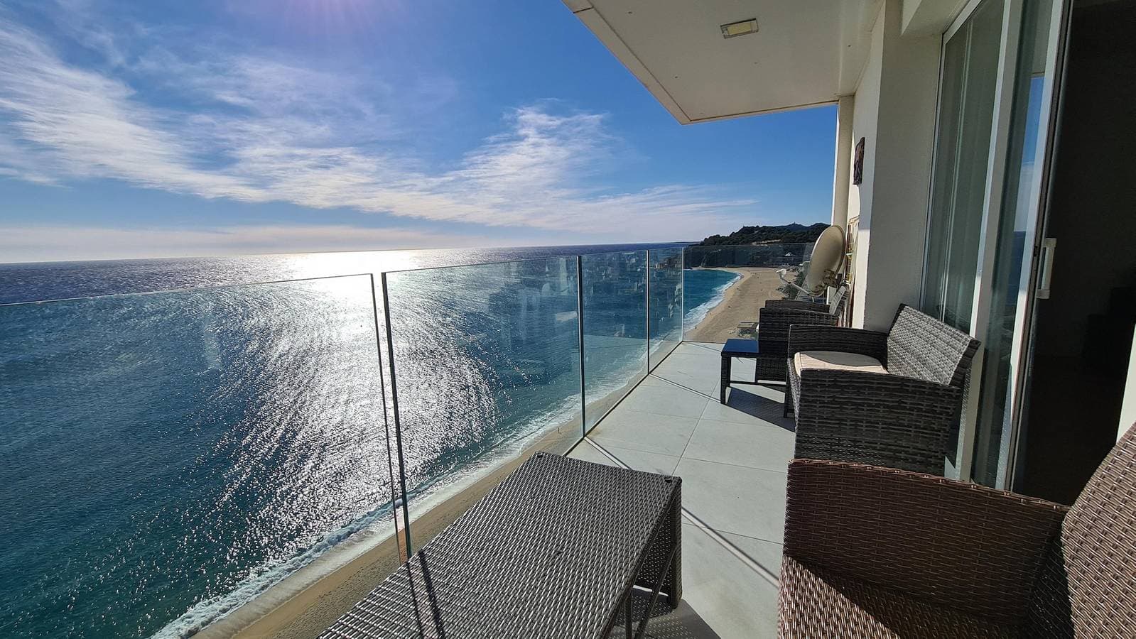 Foto 2 von 24: Wohnung mit Meerblick, 50 m vom Strand entfernt
