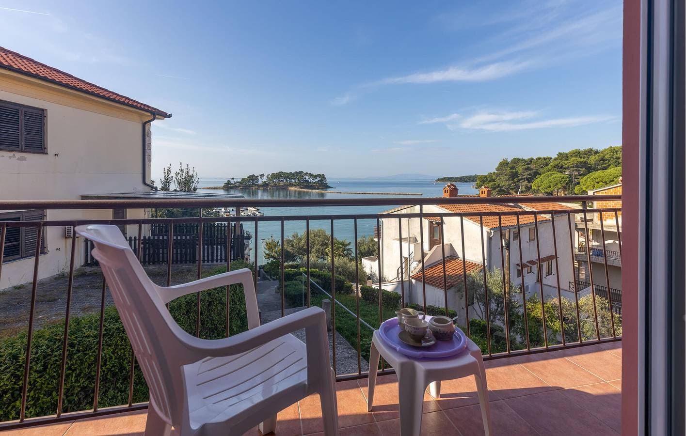 Foto 2 von 25: Gemütliche 70 m² große Wohnung mit Terrasse und WLAN, 1 km vom Strand entfernt