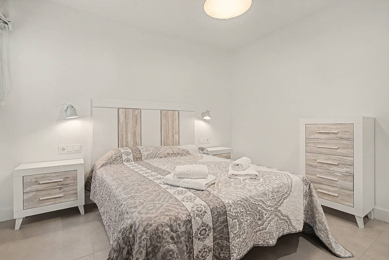 Foto 12 von 33: Ferienwohnung 'Panorama Beach' mit Meerblick, Wi-Fi und Klimaanlage