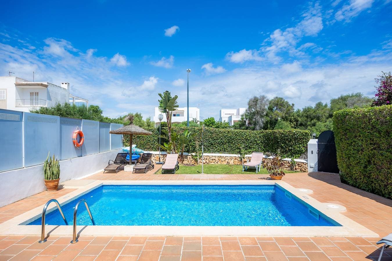 Foto 2 von 33: Villa 'Hector' mit Bergblick, Wi-Fi und Klimaanlage