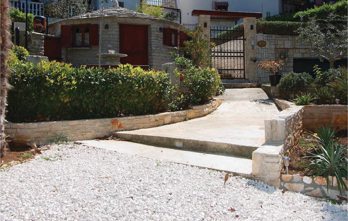 Foto 6 von 30: Charmante Ferienwohnung mit Terrasse, WLAN und Zugang zum Strand – der ideale Urlaubsort!