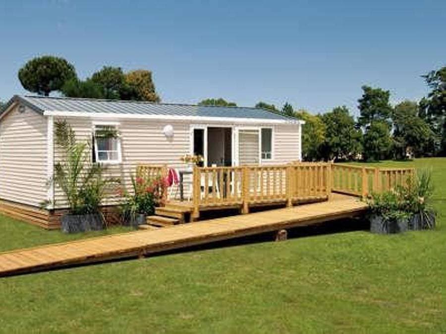 Foto 1 von 26: Flower Camping L'Ile Des Trois Rois - Mobilheim 4 personen - Komfort Pmr