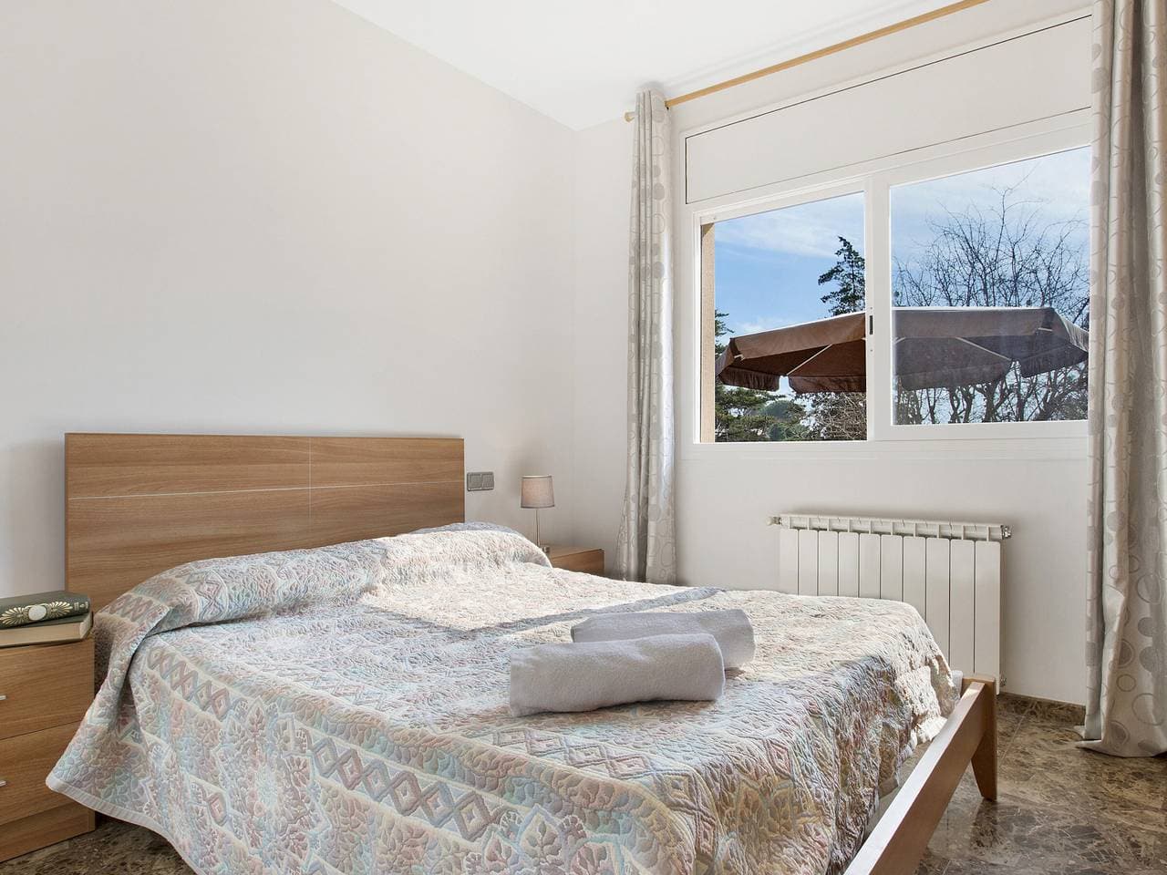 Foto 11 von 19: Villa à Lloret de Mar avec Piscine Privée, 6 Personnes, Parking, Proche de Cala Canyelles