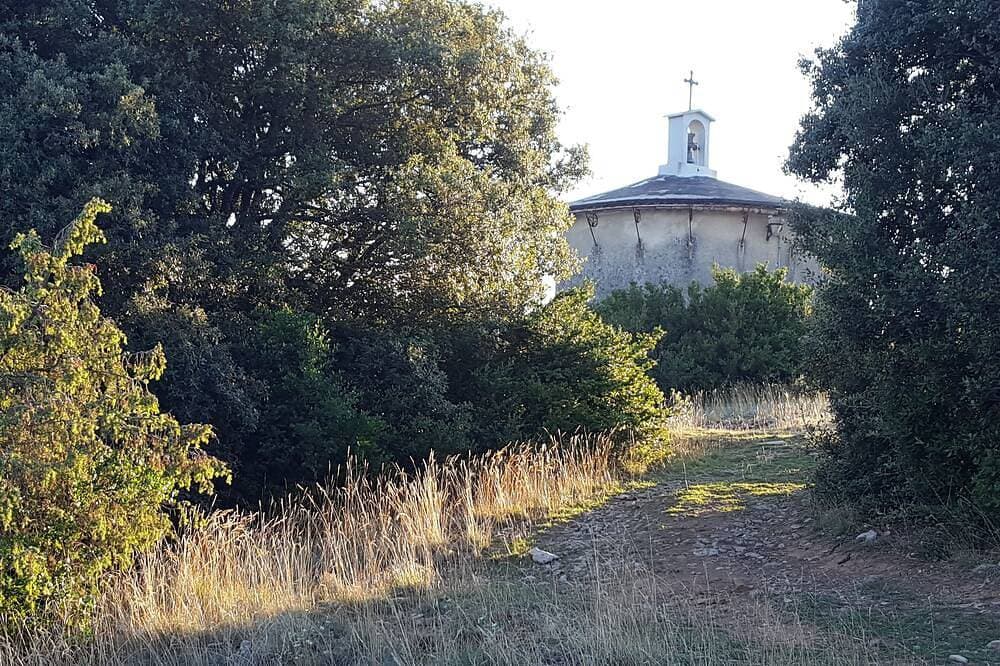 Foto 11 von 12: Typisches Landhaus - Saint-florent-sur-Auzonnet