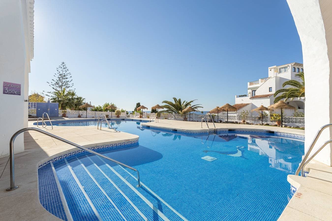 Foto 4 von 24: Apartment „Capistrano Playa“ – WLAN, Klimaanlage, Pool, Meerblick
