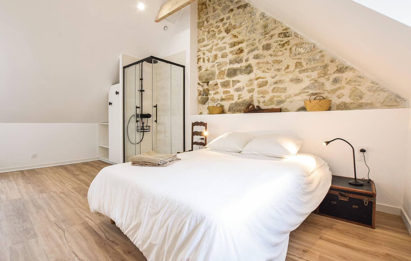 Foto 12 von 21: Gemütliche Ferienwohnung, 200 m von La Normandy und 1 km von der Küste entfernt – WLAN und Parkplätze
