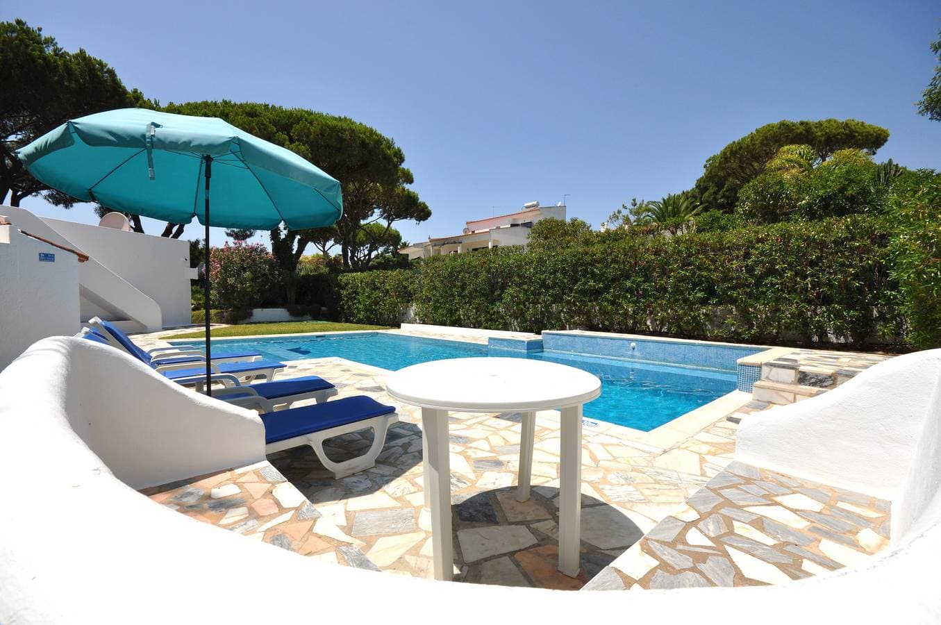 Foto 5 von 25: Herrliche einstöckige Villa, privater Pool, kostenlose Klimaanlage und WLAN