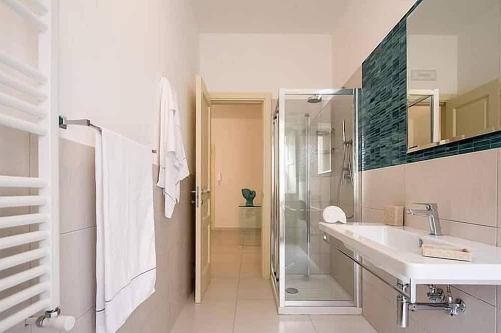 Foto 6 von 14: Modern Apartment close to the Beach - Corso 4 by Amalfivacation.It