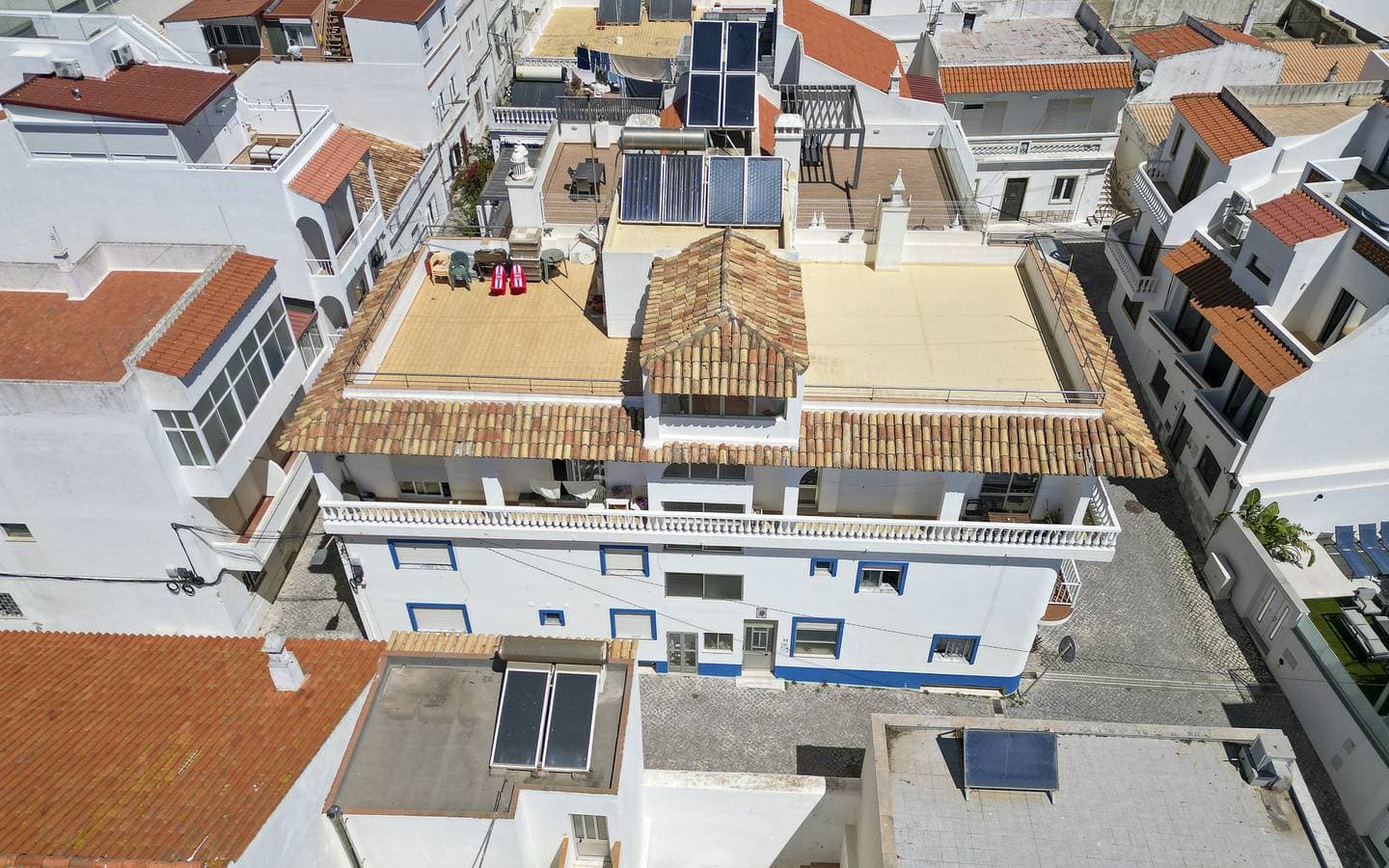 Foto 4 von 35: #261 Rosa Guest House | Central Stay