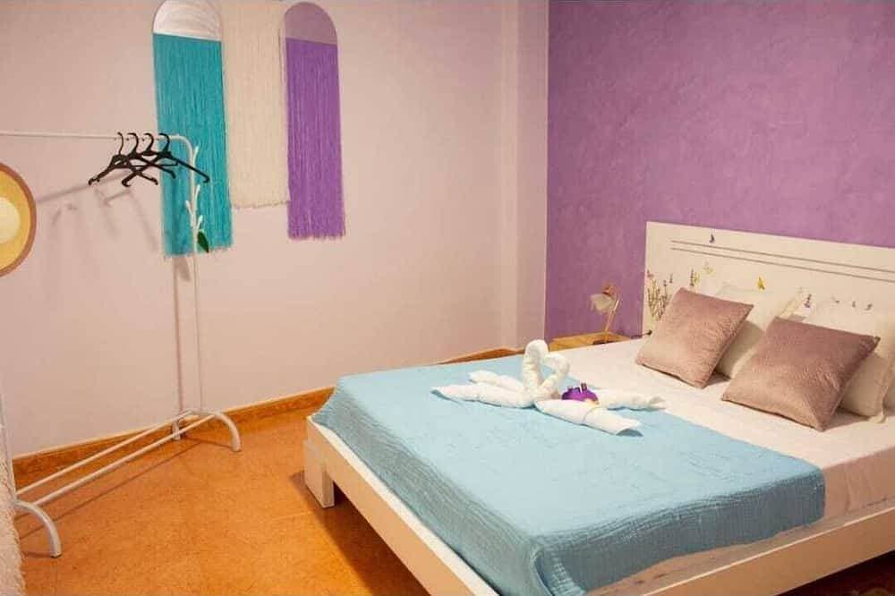 Foto 2 von 13: Fantástica Vivienda Turística Totalmente Renovada y Rodeada de Viñas Manchegas