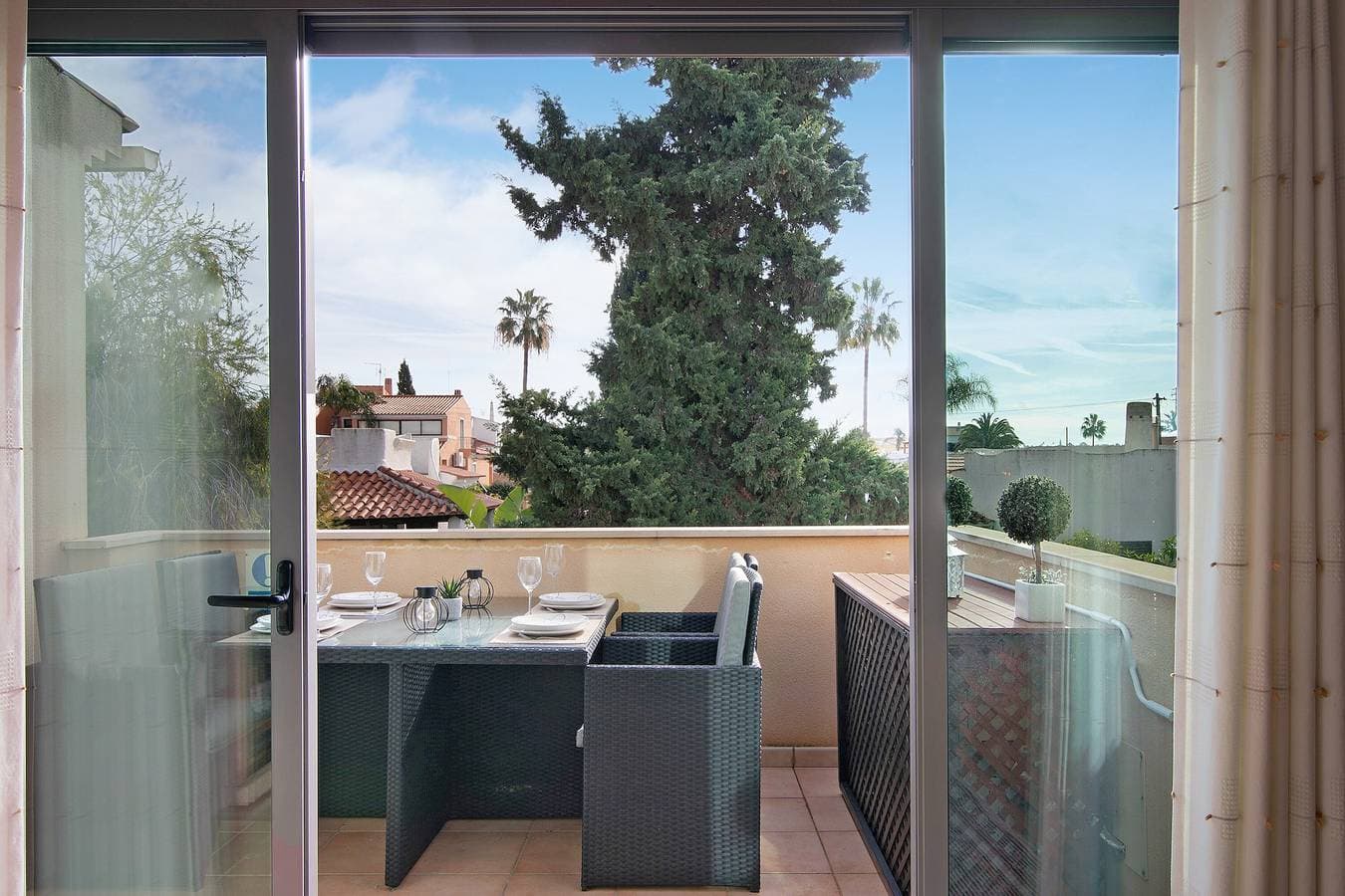 Foto 13 von 23: Ferienwohnung 'Condomínio Quinta Do Vale' mit Gemeinschaftspool, WLAN und Klimaanlage